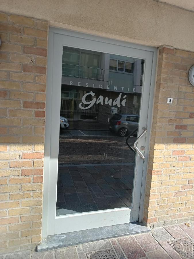 Residentie Gaudi Apartamento Nieuwpoort Exterior foto